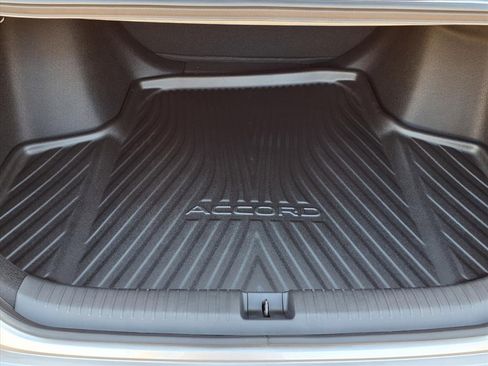 Certified 2025 Honda Accord LX image 10