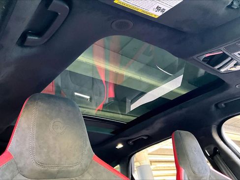 Used 2023 Jaguar F-PACE SVR image 14