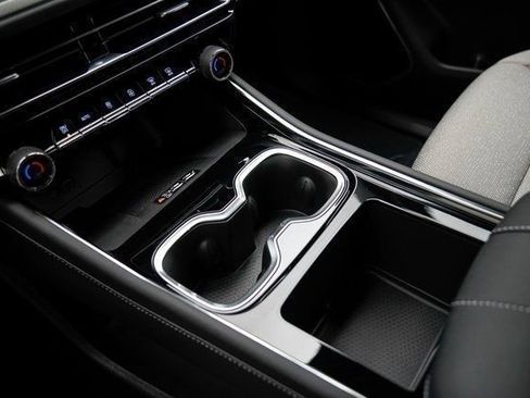 New 2026 Chevrolet Traverse LT w/ Enhanced Driving Package image 32