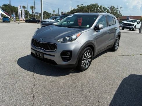 Used 2018 Kia Sportage EX FWD image 1