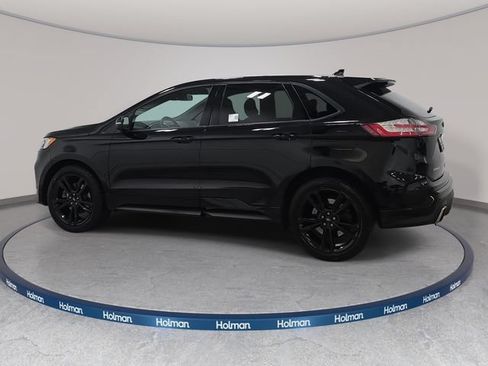 Used 2019 Ford Edge ST w/ Equipment Group 401A AWD/4WD image 9