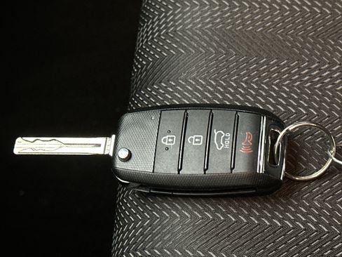 Used 2019 Kia Sportage LX AWD/4WD image 34