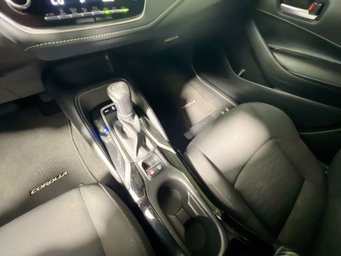 Used 2019 Toyota Corolla SE FWD image 26