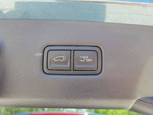 Used 2023 Kia Carnival SX Prestige FWD image 8