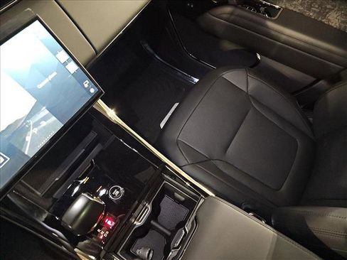 New 2025 Land Rover Range Rover Sport SV Edition Two image 23