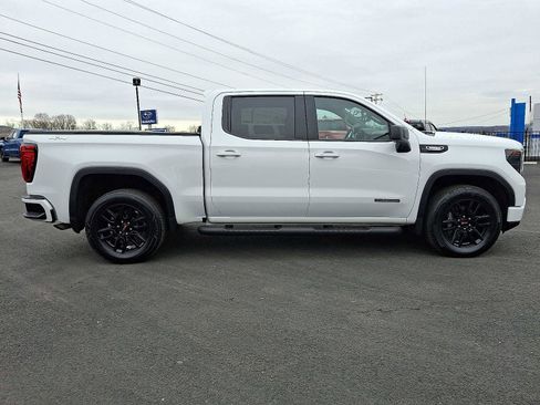 Used 2025 GMC Sierra 1500 Elevation image 7