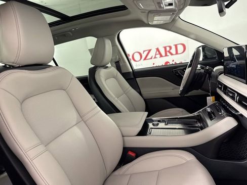 New 2026 Lincoln Aviator 2WD image 19