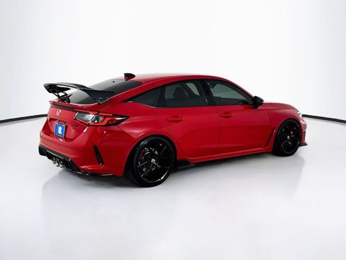 Used 2023 Honda Civic Type R image 8