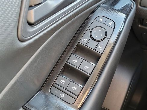 Certified 2025 Nissan Rogue S image 19