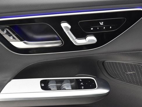 Used 2026 Mercedes-Benz GLC 300 GLC 300 image 25