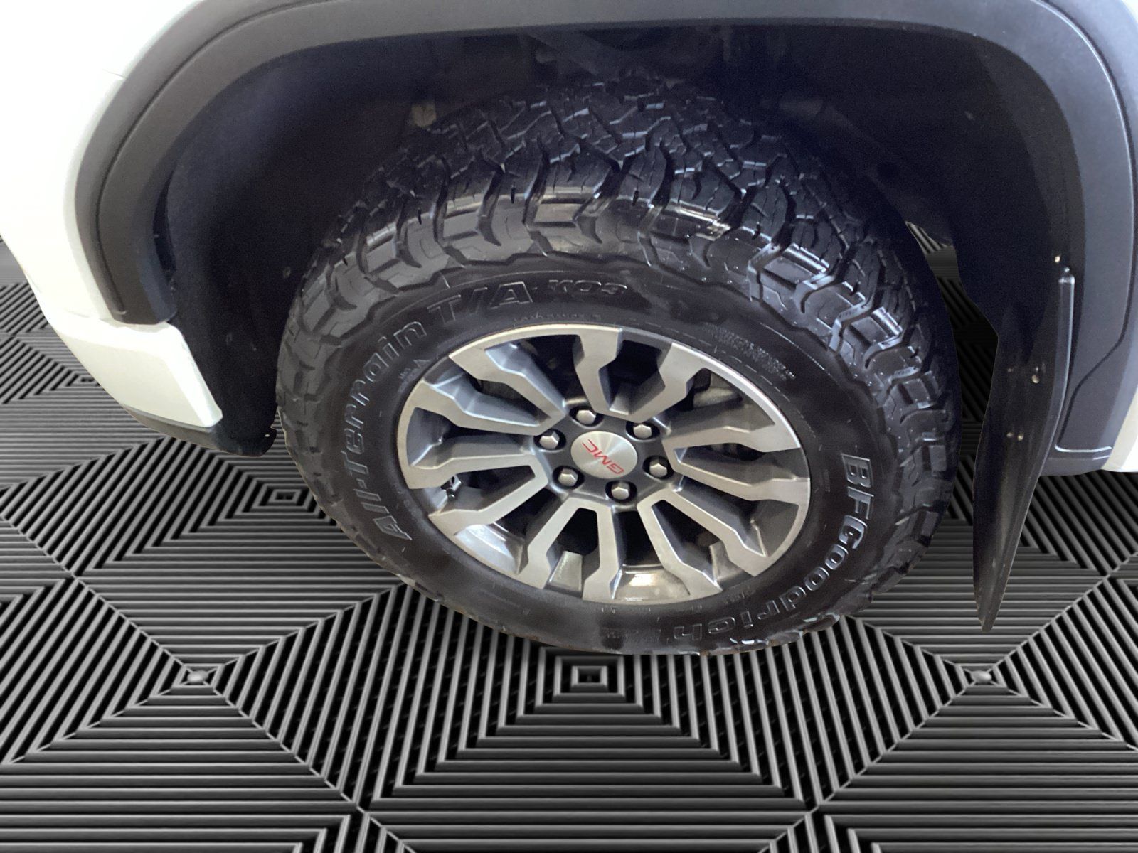 Used 2022 GMC Sierra 1500 AT4 AWD/4WD image 14