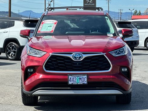 Used 2021 Toyota Highlander Platinum AWD/4WD image 9