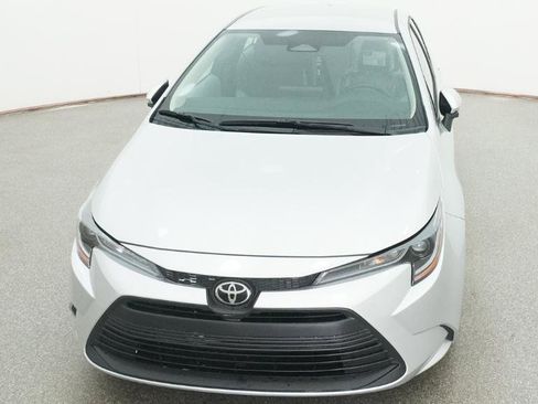 New 2026 Toyota Corolla LE image 2