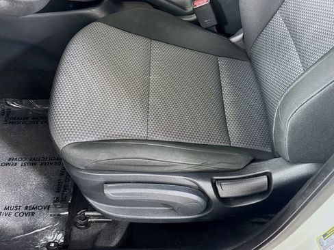 Used 2023 Kia Soul LX w/ LX Technology Package FWD image 18