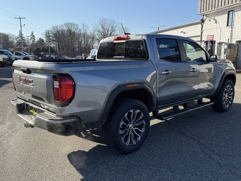 New 2026 GMC Canyon Denali image 5