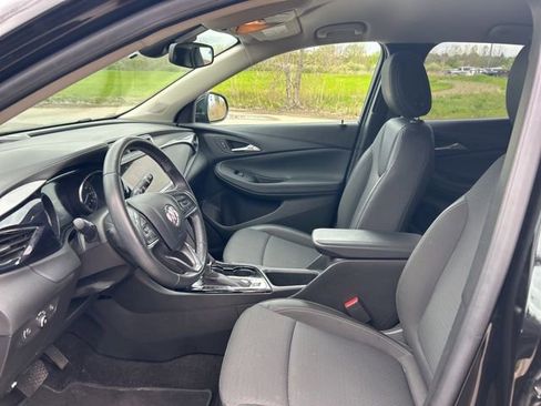 Used 2023 Buick Encore GX Preferred FWD image 9