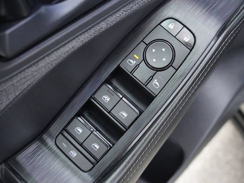 Used 2021 Nissan Rogue S FWD image 9