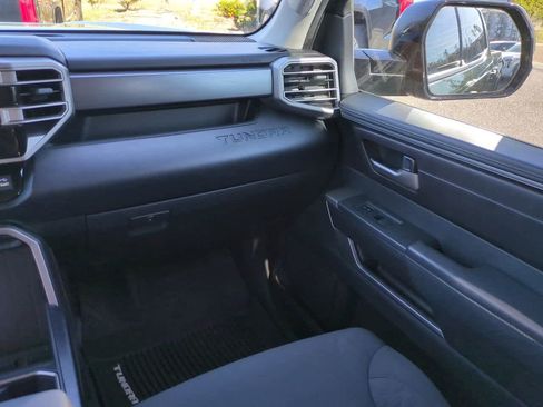 Used 2022 Toyota Tundra SR5 w/ SR5 Convenience Package image 16