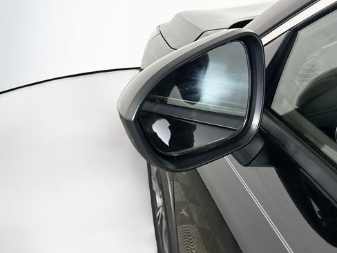 Used 2023 Nissan Rogue SV image 16