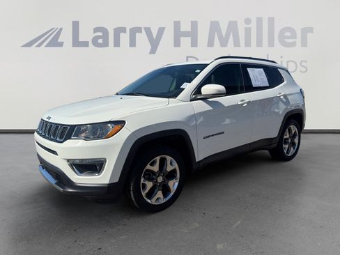 Used 2019 Jeep Compass Limited w/ Safety & Security Group AWD/4WD image 1