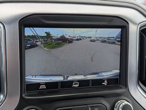 Used 2022 GMC Sierra 1500 SLT AWD/4WD image 19