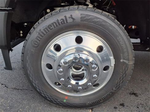 New 2026 Ford F450 XL w/ XL Chrome Package image 4