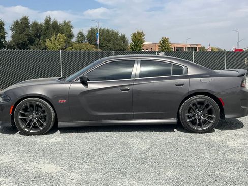 Used 2020 Dodge Charger Scat Pack w/ Navigation & Travel Group RWD image 6