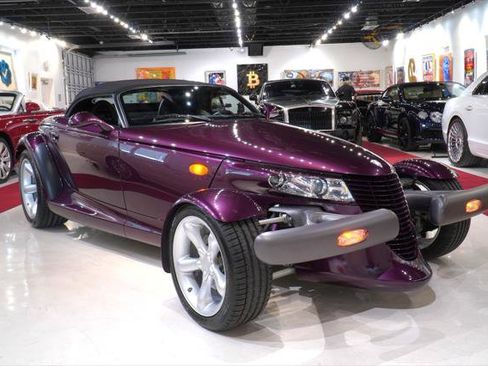Used 1999 Plymouth Prowler image 4