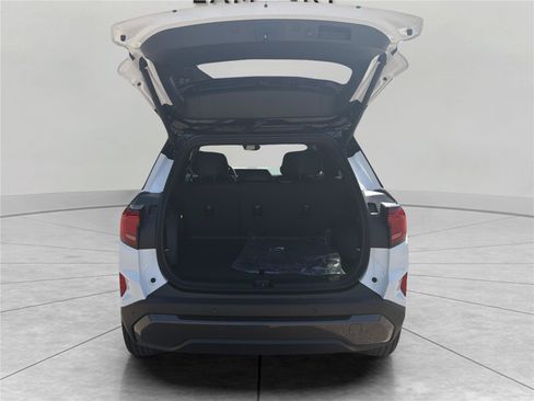 New 2026 GMC Terrain Elevation AWD/4WD image 19