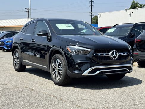 New 2025 Mercedes-Benz GLA 250 image 2