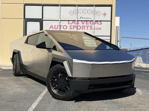 Used 2024 Tesla Cybertruck AWD Crew Cab image 2