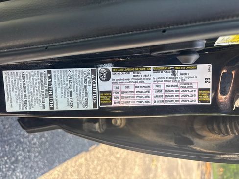 Used 2012 Toyota RAV4 4WD w/ Upgrade Value Pkg image 27