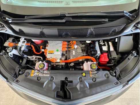 Used 2017 Chevrolet Bolt LT FWD image 26