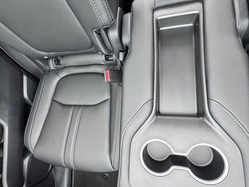 New 2026 Honda Pilot Touring image 23