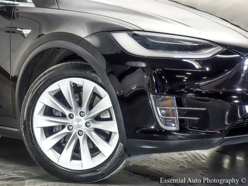 Used 2019 Tesla Model X P100D image 4