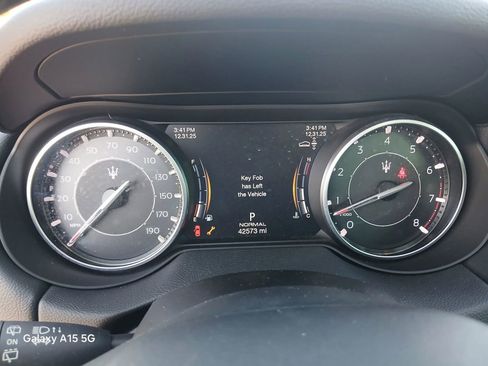 Used 2022 Maserati Levante GT image 32