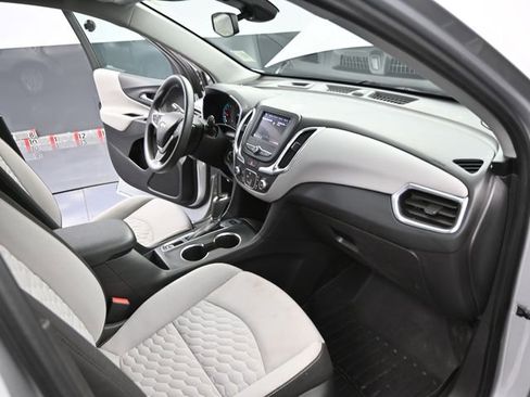 Used 2021 Chevrolet Equinox LS w/ LS Convenience Package AWD/4WD image 43