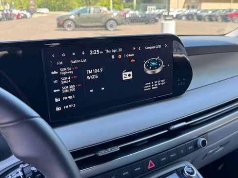 Used 2025 Hyundai Palisade SEL FWD image 31