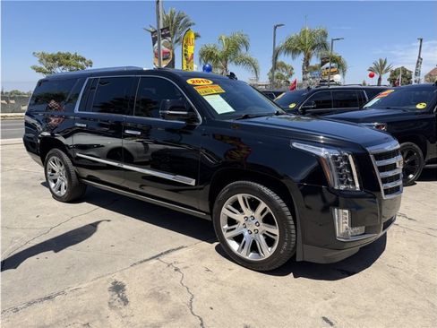 Used 2019 Cadillac Escalade ESV Premium Luxury AWD/4WD image 66