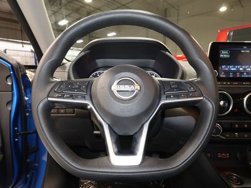 Used 2024 Nissan Sentra SV image 10