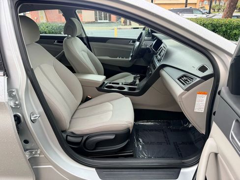 Used 2016 Hyundai Sonata SE FWD image 15