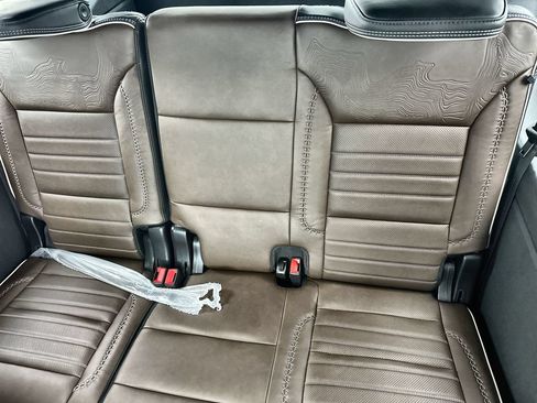 New 2026 GMC Yukon XL Denali Ultimate w/ LPO, Floor Liner Package AWD/4WD image 18