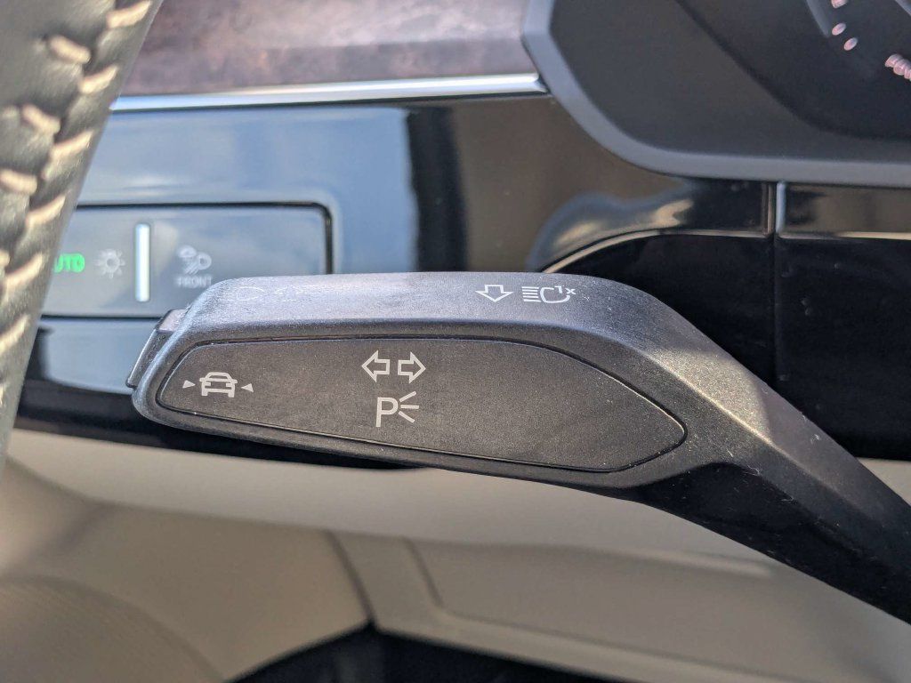 Used 2019 Audi e-tron Premium Plus AWD/4WD image 34