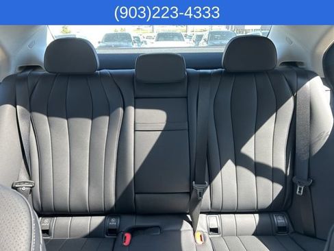 Used 2025 Mercedes-Benz E 350 Sedan image 35