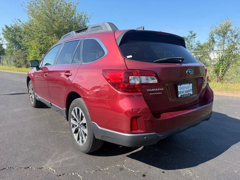 Used 2017 Subaru Outback 2.5i Limited AWD/4WD image 8