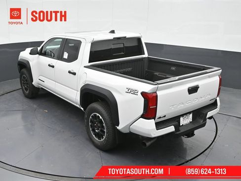 Used 2024 Toyota Tacoma TRD Off-Road w/ TRD Off Road Upgrade Package AWD/4WD image 55