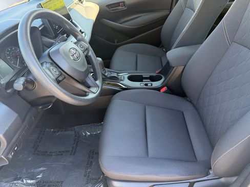 Used 2023 Toyota Corolla LE w/ Carpet Mat Package (TMS) FWD image 11