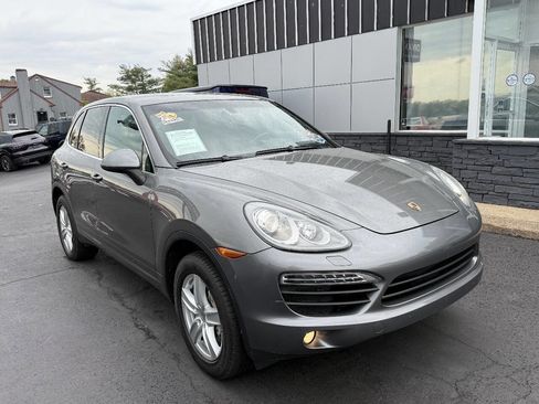 Used 2014 Porsche Cayenne S AWD/4WD image 9