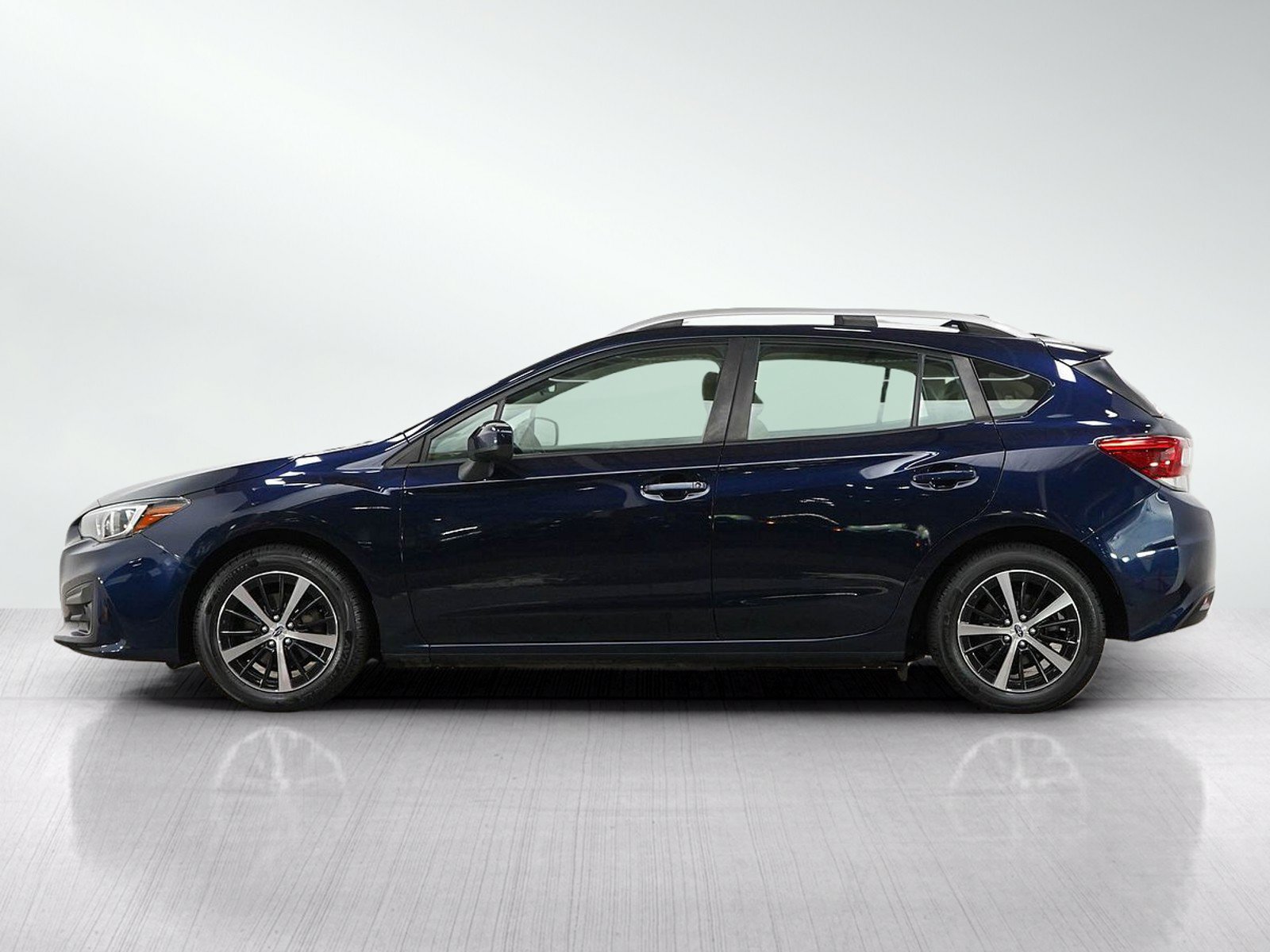 Used 2019 Subaru Impreza 2.0i Premium AWD/4WD image 2