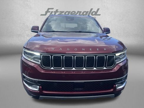 Used 2022 Jeep Wagoneer Series III RWD image 2